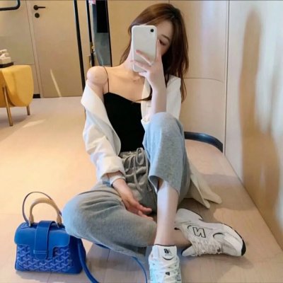 尤物争春 在线观看